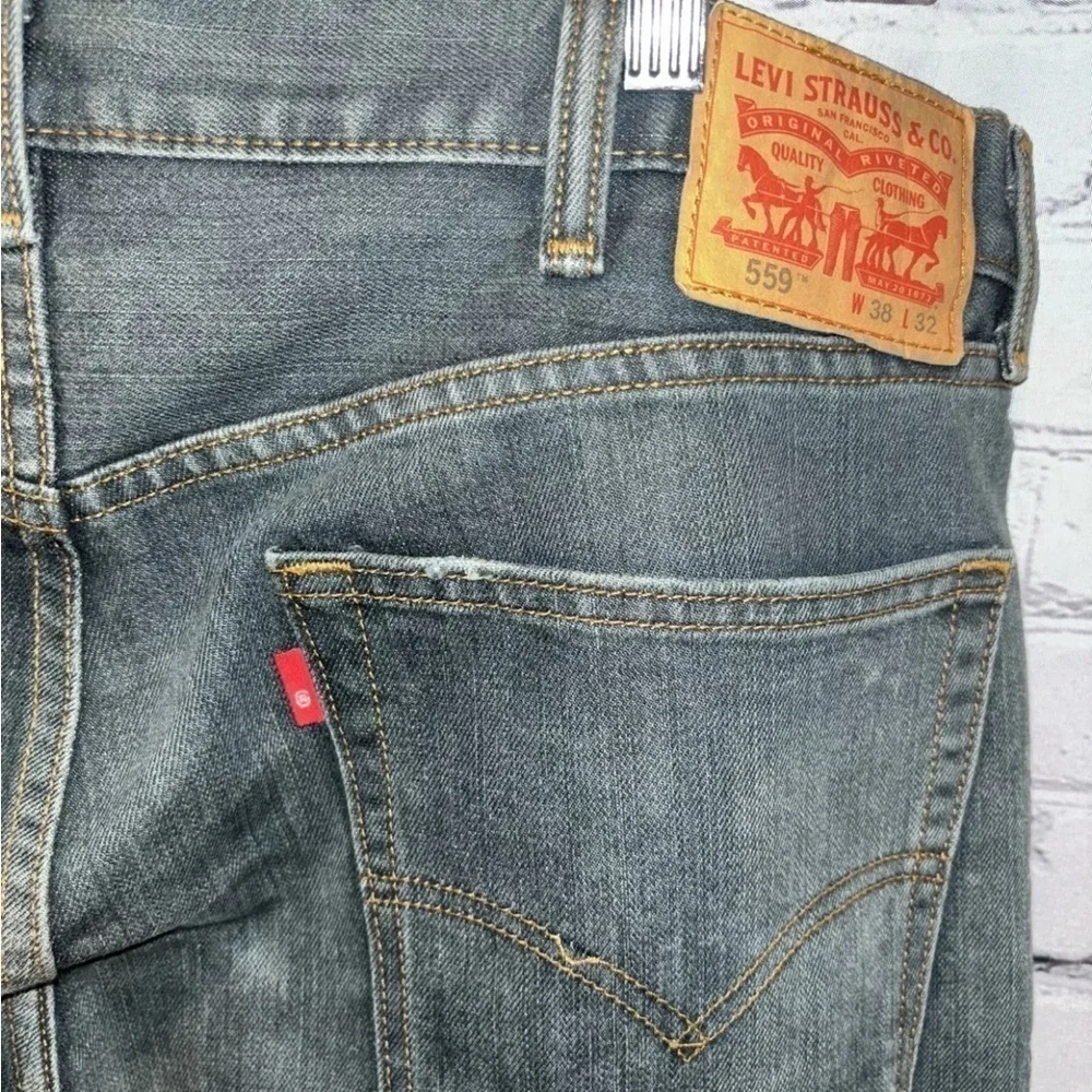 Levi’s 559 0055 Loose Fit Straight Leg Relaxed Light Denim Jeans Men’s Sz 38x32